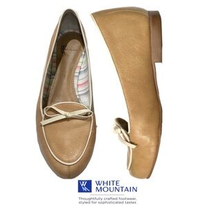 White Mountain Tavia Bow Tie Loafer Flats, Camel/Cream Contrast Piping, Sz 9 EUC
